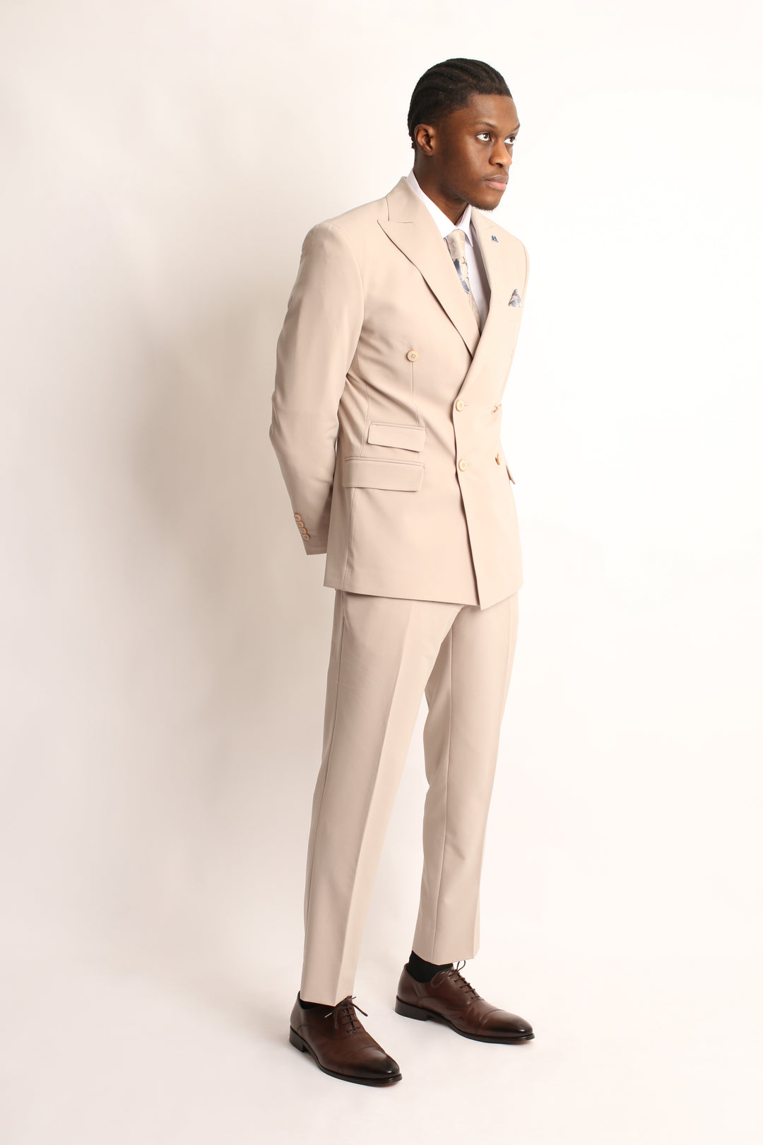 2PC CREAMING BEIGE BOUBLE BREAST SUIT