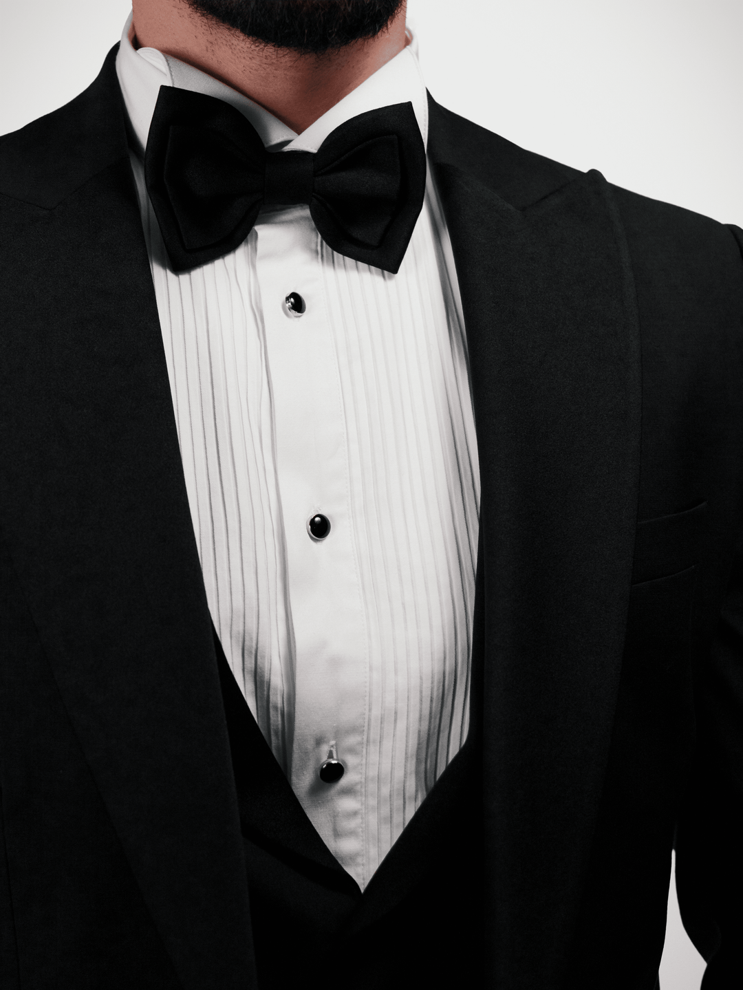 4 PC CLASSIC BLACK PEAK LAPEL TUXEDO