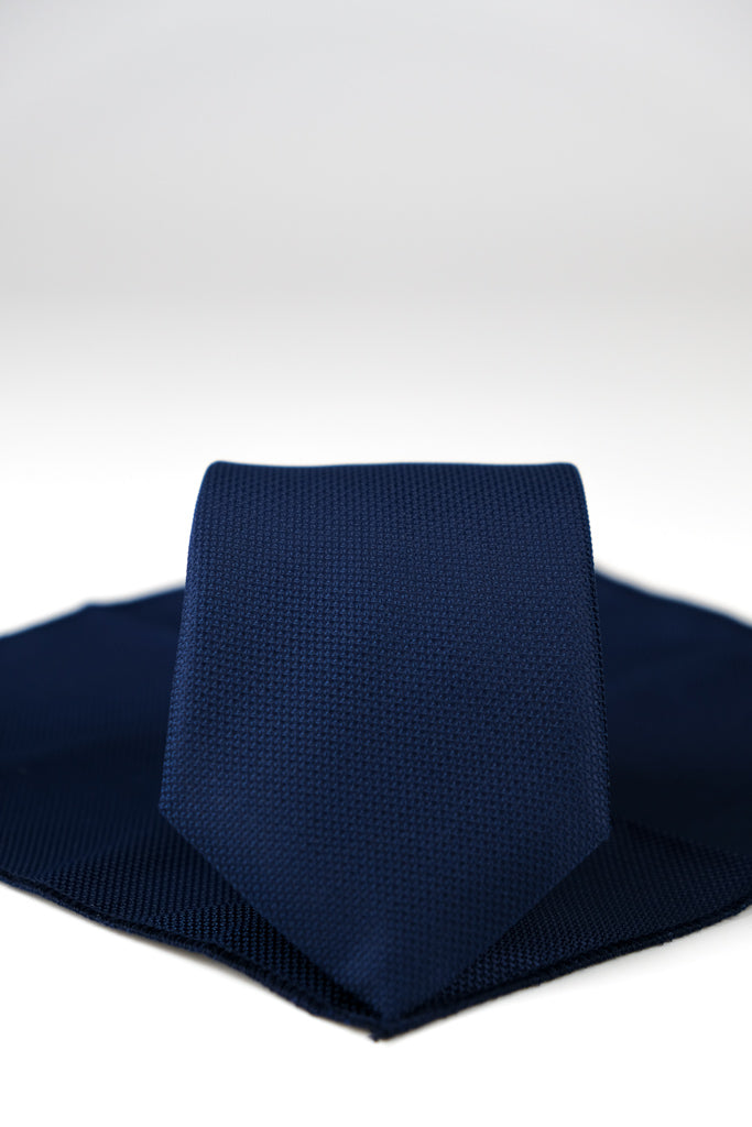 ROYAL NAVY SATIN TIE & HANKIE SET